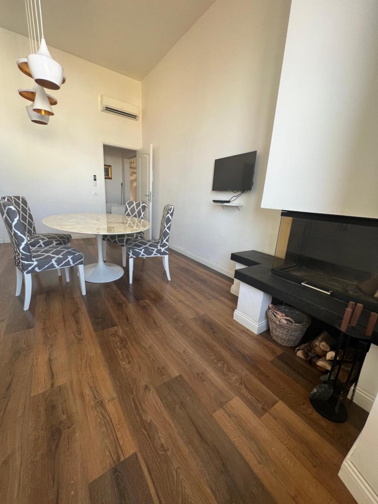 Santa Rosa Florence Apartments 3 Bedrooms - Private Parking Exteriér fotografie
